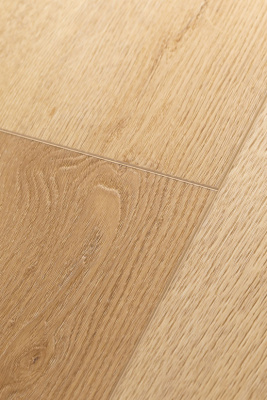 Влагостойкое каменно-полимерное напольное покрытие (SPC ламинат) с замковым соединением. Износостойкий защитный слой 0,5 мм., усилен дополнительно полиуретановым слоем Anti-Scratch (не восприимчиво к износу, царапинам и пятнам). Фаска 4-хсторонняя крашенная. Совместим с теплым полом (кроме пленочного ИК) с подогревом до tmax=28 гр.С. Покрытие имеет отличную износостойкость, ударопрочность, сопротивление УФ-лучам и антибактериальную защиту. Подходит для укладки внутри жилых и коммерческих помещений (в т.ч. в помещениях с умеренной влажностью, например, кухни)