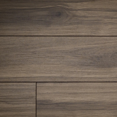 Замковый ламинат 100% натуральный, состоит из осины и березы 50/50, толщина 8 мм., водостойкий (72 часа защиты от воды), 34 класс износостойкости/AC6, ударопрочный. Структура D глубокие поры