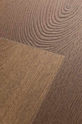 Влагостойкое каменно-полимерное напольное покрытие (SPC ламинат) с замковым соединением. Износостойкий защитный слой 0,5 мм., усилен дополнительно полиуретановым слоем Anti-Scratch (не восприимчиво к износу, царапинам и пятнам). Фаска 4-хсторонняя крашенная. Совместим с теплым полом (кроме пленочного ИК) с подогревом до tmax=28 гр.С. Покрытие имеет отличную износостойкость, ударопрочность, сопротивление УФ-лучам и антибактериальную защиту. Подходит для укладки внутри жилых и коммерческих помещений (в т.ч. в помещениях с умеренной влажностью, например, кухни)