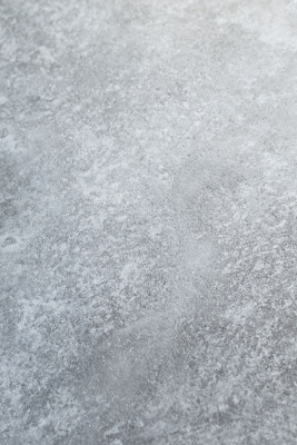 Клеевой виниловый ламинат LVT. Износостойкий защитный слой 0,5 мм. Anti-Scratch (не восприимчиво к износу, царапинам и пятнам). 43 класс прочности. Без фаски. Совместим с теплым полом с подогревом до tmax=28 гр.С. Покрытие имеет отличную износостойкость, ударопрочность, сопротивление УФ-лучам и антибактериальную защиту. Подходит для укладки во влажных помещениях. Сертификаты КМ2, КМ5