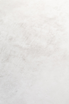 Клеевой виниловый ламинат LVT. Износостойкий защитный слой 0,5 мм. Anti-Scratch (не восприимчиво к износу, царапинам и пятнам). 43 класс прочности. Без фаски. Совместим с теплым полом с подогревом до tmax=28 гр.С. Покрытие имеет отличную износостойкость, ударопрочность, сопротивление УФ-лучам и антибактериальную защиту. Подходит для укладки во влажных помещениях. Сертификаты КМ2, КМ5