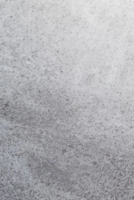 Клеевой виниловый ламинат LVT. Износостойкий защитный слой 0,5 мм. Anti-Scratch (не восприимчиво к износу, царапинам и пятнам). 43 класс прочности. Без фаски. Совместим с теплым полом с подогревом до tmax=28°C. Покрытие имеет отличную износостойкость, ударопрочность, сопротивление УФ-лучам и антибактериальную защиту. Подходит для укладки во влажных помещениях. Сертификаты КМ2, КМ5